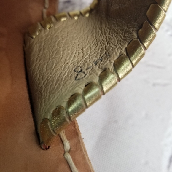 Jack Rogers Nantucket fire coral gold leather flip flop sandals - Picture 6 of 10